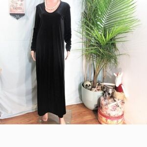DKNY JEANS Y2k vintage black velvet maxi long sleeved dress scoop neck size L